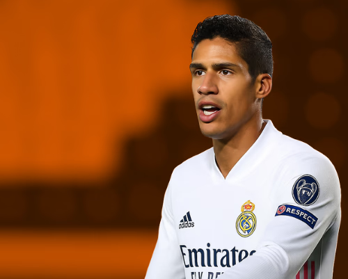 Varane, exjugador del Real Madrid declaró haber sufrido conmociones cerebrales