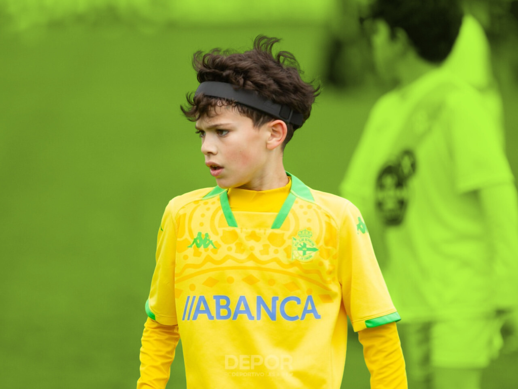 Player using a headband for soccer